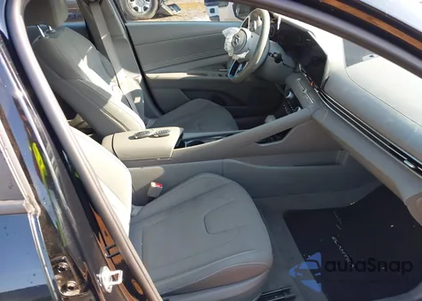 2023 Hyundai Elantra Sel z USA, uszkodzony, nr VIN KMHLS4AG1PU432914